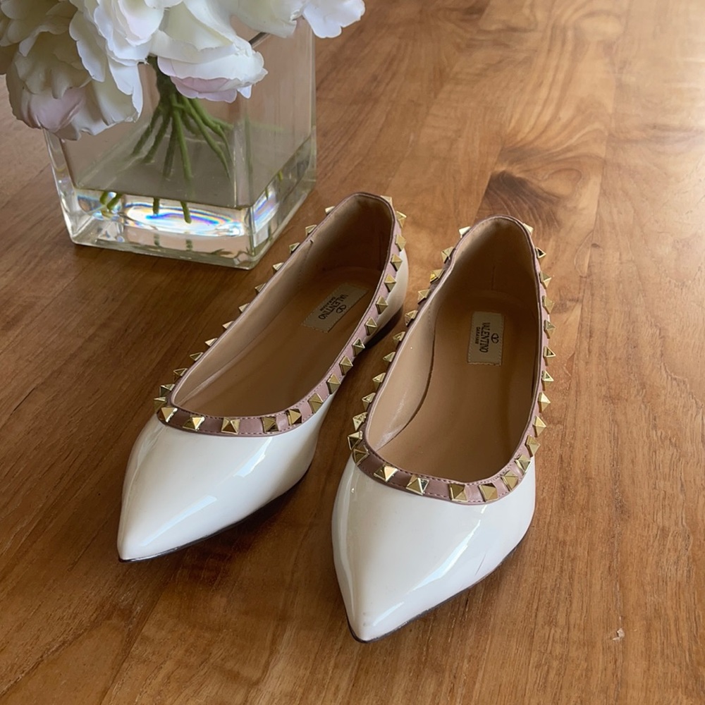 White flats with rivets
